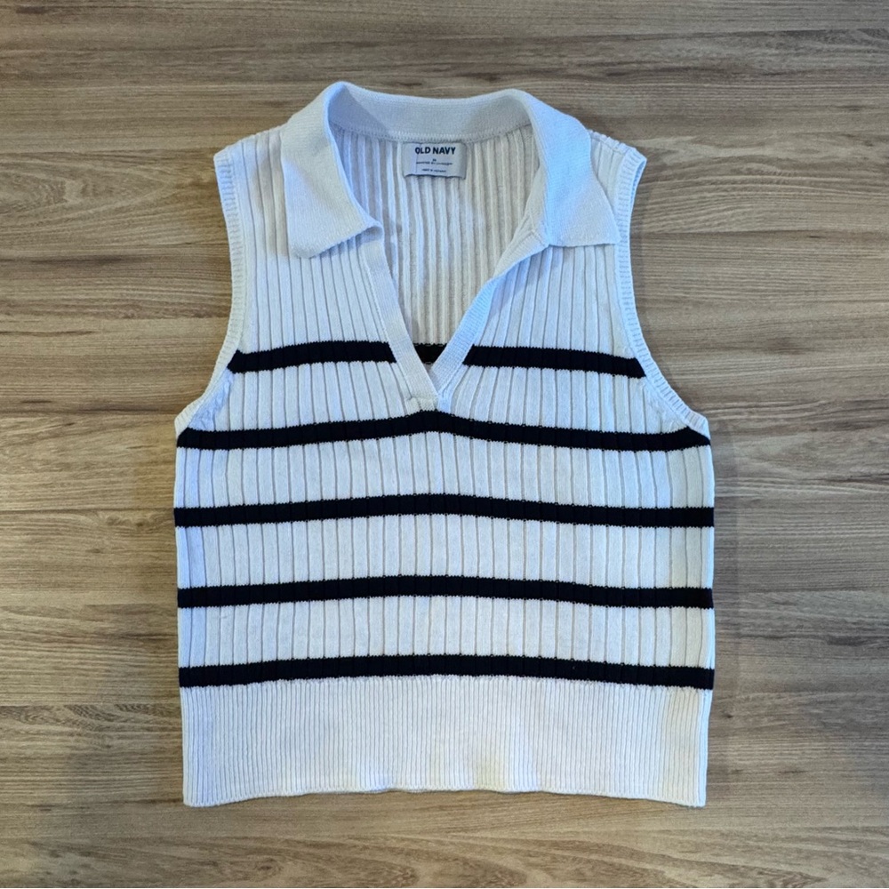 Old Navy Blue and White Striped Knit Vest